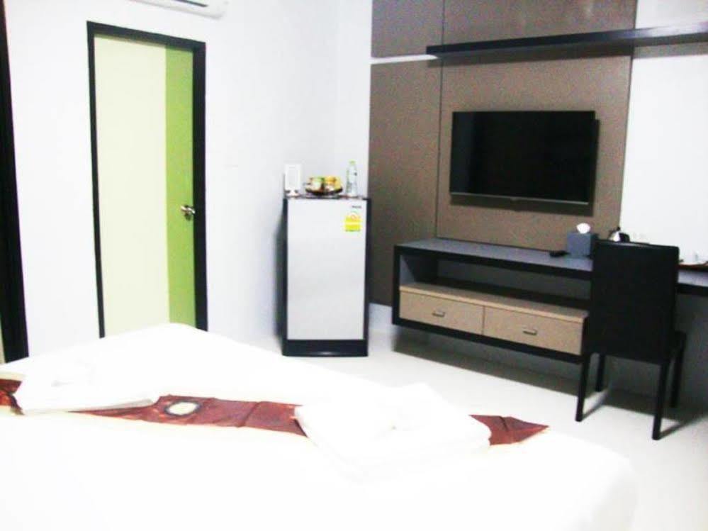 Thongmanee Hotel Hat Yai Exteriör bild